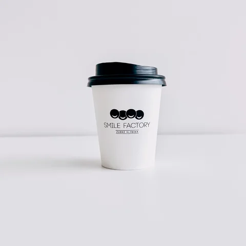 Smile factory | reference - kelímky s potiskem | takeawaycup.cz
